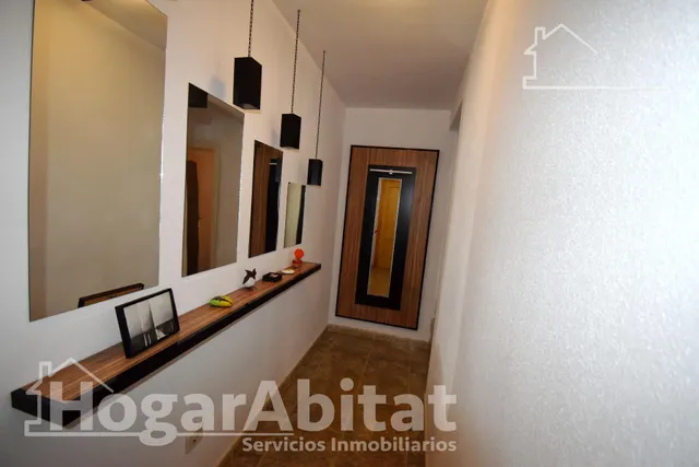 ¡PLAYA DE MONCOFAR! ACOGEDOR CON GARAJE Y TERRAZA, TODO AMUEBLADO — 24