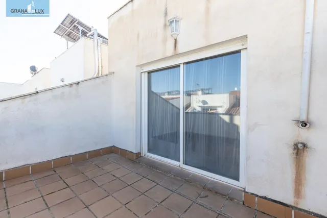 Casa Unifamiliar en Churriana de la Vega — 34
