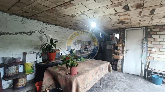 CASA INDEPENDIENTE PROXIMA A CASTRELOS — 37