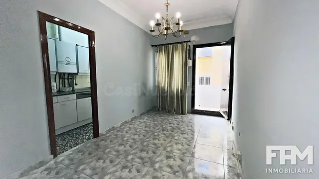 Piso Interior en Venta cerca de Calle Pablo Iglesias - foto 2
