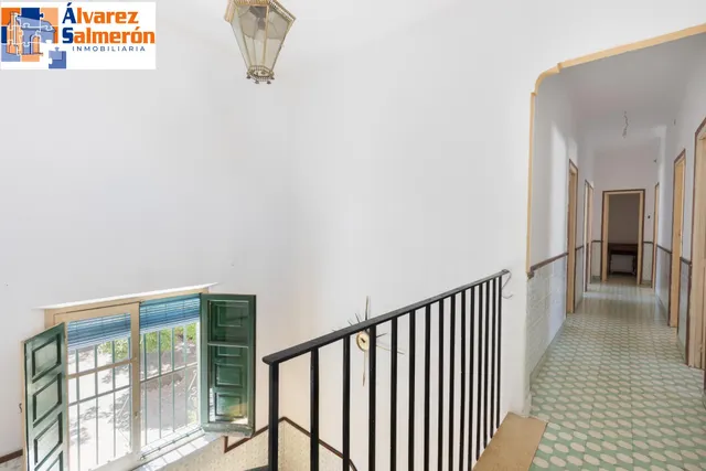 Casa con gran solar — 20