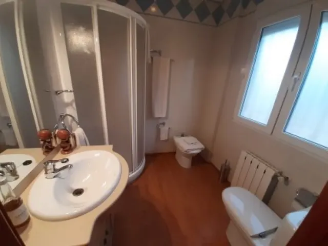 Chalet — 50