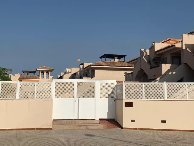 Atico en Urbanización Los Nietos - foto 3