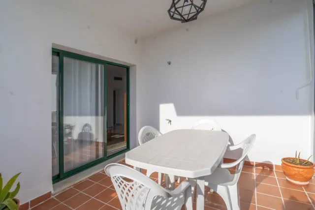 APARTAMENTO EN ALHAURIN GOLF CON TERRAZA CON BUENAS VISTAS, PARKING Y PISCINA Y JARDÍN COMUNITARIO — 30