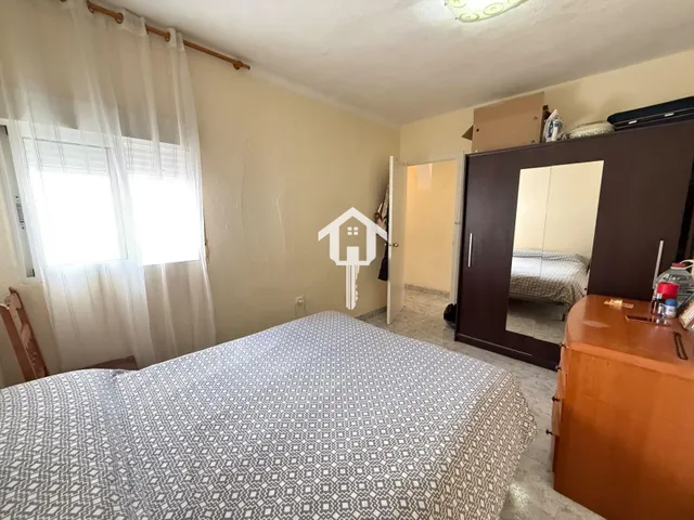 PISO EN VENTA EN ALICANTE. 66m2, 3 habitaciones, 1 BAÑO, CUARTA PLANTA SIN ASCENSOR. ZONA DE ALTOZANO — 24
