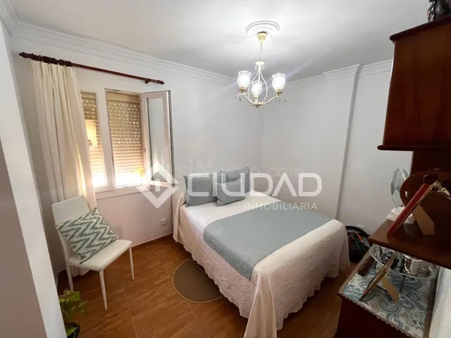 Piso en Barriada Andalucía — 15