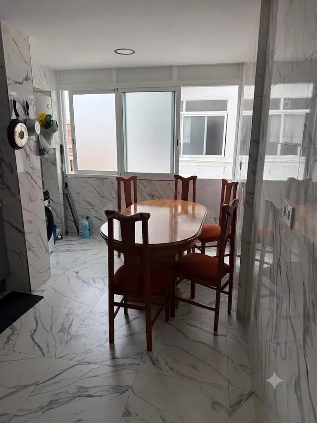 PISO EN ASPE — 4