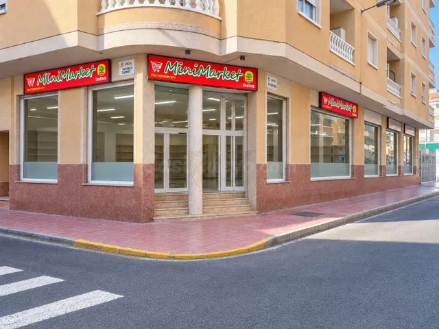 Negocio 496m² en venta - Playa del Cura