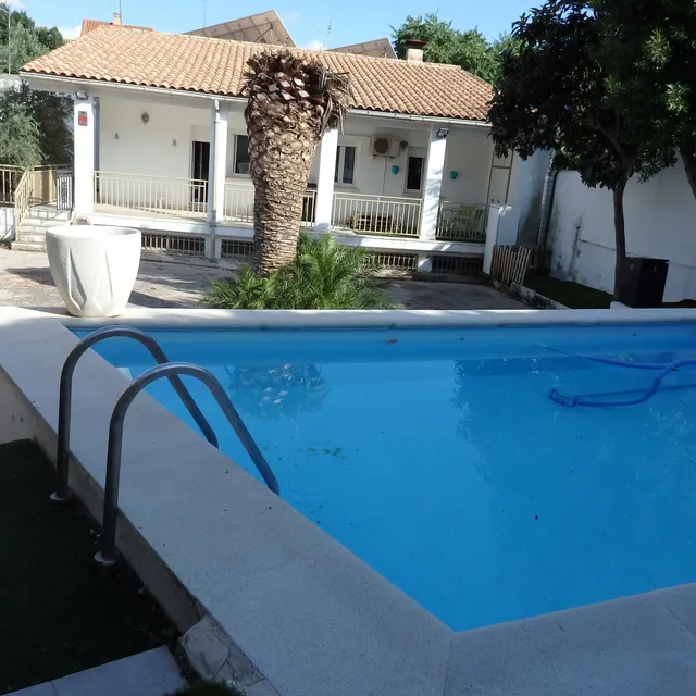 Casa con piscina y parcela de 470 m2 en Méntrida | 3 dormitorios — 26