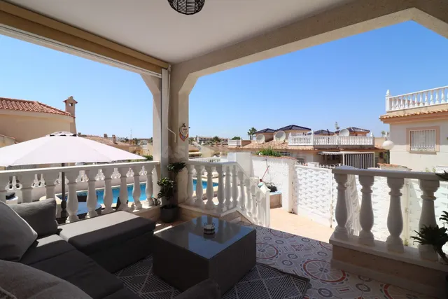 Chalet 4 habitaciones 136m² en venta - Residencial benimar — 28