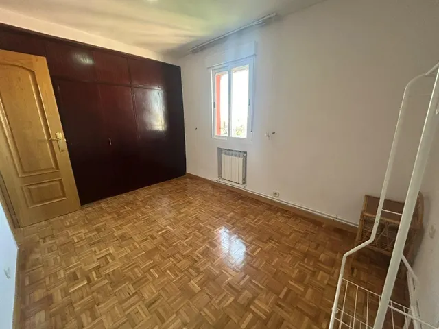 Piso en Calle Camarena — 21