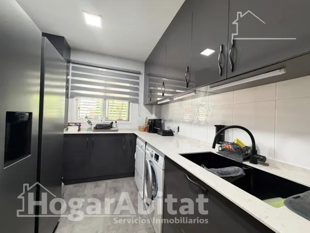 Privacidad y vida al aire libre en este exclusivo chalet con - foto 5