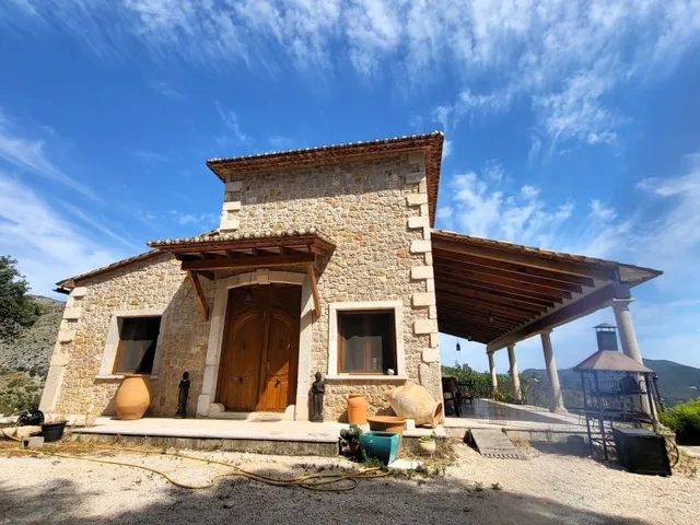 Encantadora casa rústica con vistas excepcionales al Mar y a - foto 2