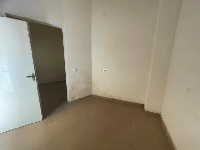 Local comercial de 182 m2 distribuido en dos plantas en Guardamar del Segura — 11