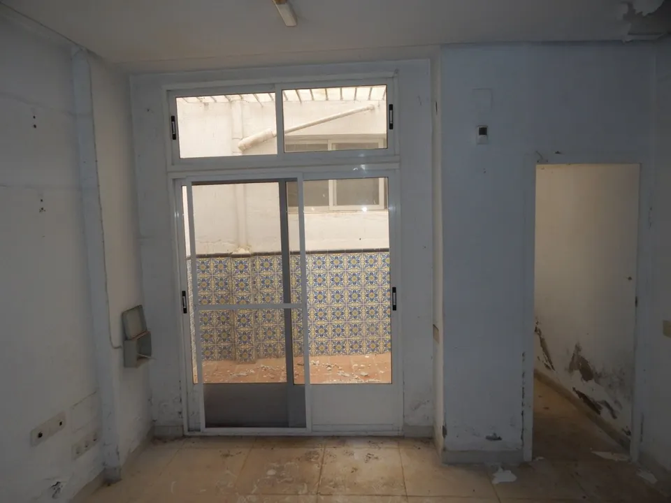 OPORTUNIDAD DE VENTA PLANTA BAJA EN ZONA CENTRO DE ONTINYENT!!!