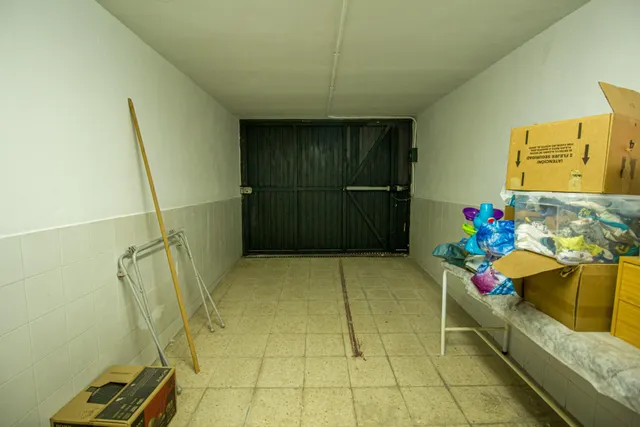 CHALET INDEPENDIENTE JUNTO AL VIEJO VIVERO EN BADAJOZ — 36