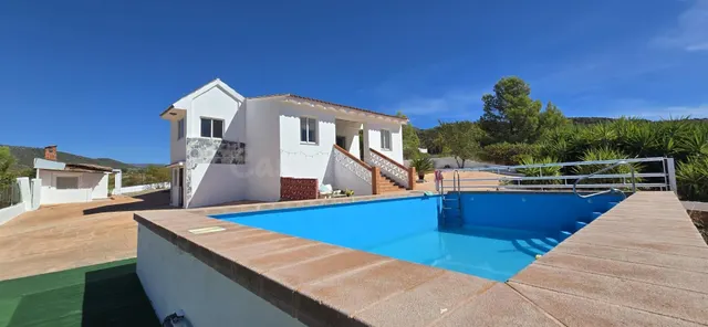 Chalet en venta Villar del Arzobispo-Valencia