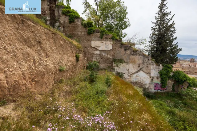 Impresionante proyecto, enclavado en una de las zonas mas exclusivas de Granada. — 32