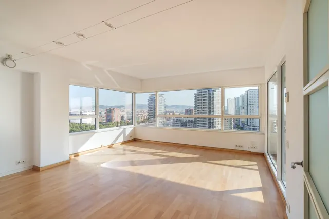 Piso en Diagonal Mar Con Vistas Al Mar