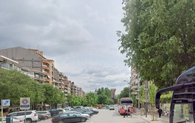 PISO EN BERGA