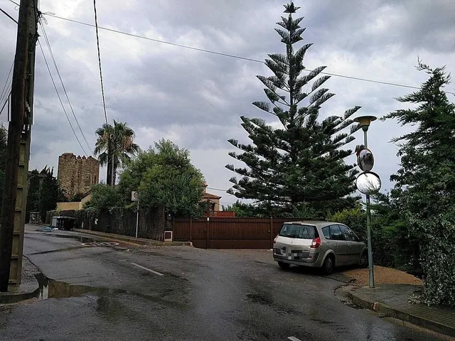 CASA EN CABRILS — 23