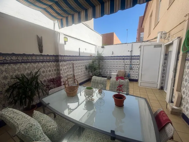 Amplio Adosado en Caceres - Zona Fratres a la Venta - foto 5