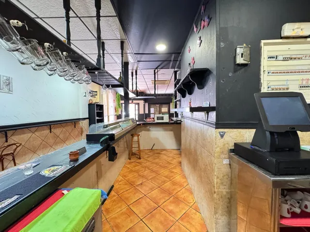 Local comercial 159m² en venta - Estacion de autobuses — 23