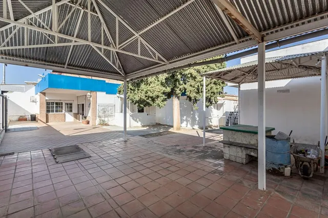 CASA CON NEGOCIO EN ALHENDIN — 6