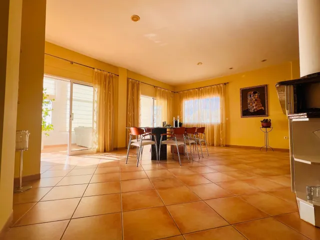 Chalet con piscina privada y vistas al mar en zona ermita – Vinaròs — 16