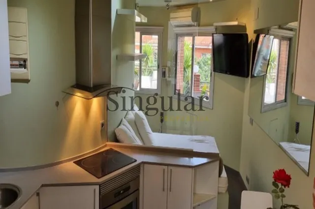 Exclusivo ático de alquiler temporal con terrazas en finca modernista en Sarrià-Pedralbes — 14