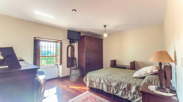 Caserío adosado con 16.277 m2 de terreno a un paso de Donostia — 13