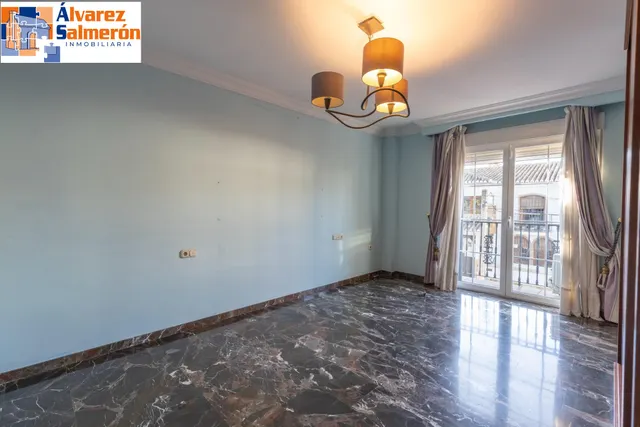 Casa adosada con terraza, vistas a Granada y Sierra Nevada, garaje y sótano — 36