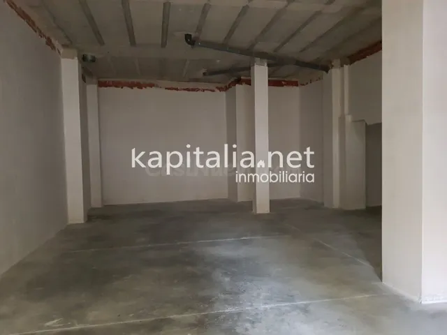 Local a la venta en Ontinyent. - foto 4