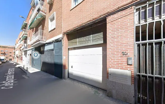 SE VENDE piso OKUPA en C Gonzalo Herrero de Madrid - foto 4