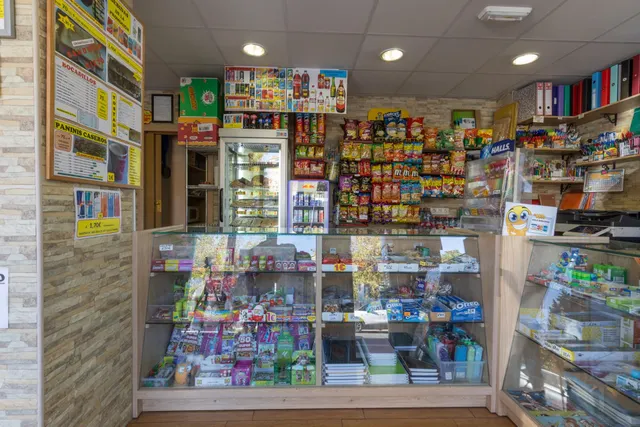 Local en venta junto al instituto Zaidín Vergeles – Listo para empezar tu negocio — 14