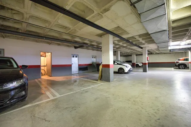 BONITO PISO ZONA VICENTE SAVALL — 24