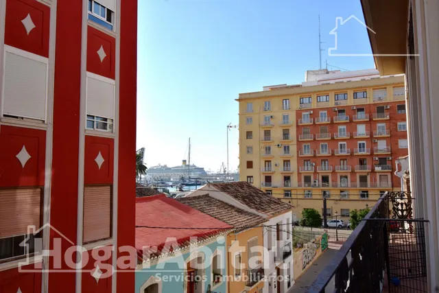 ¡reformado! luminoso con balcón y trastero en el cabanyal — 20