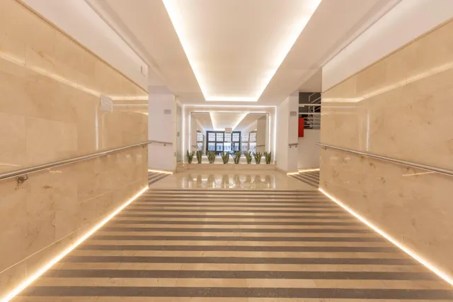 Estupendo piso  en la última planta en calle doctor azpitarte — 31