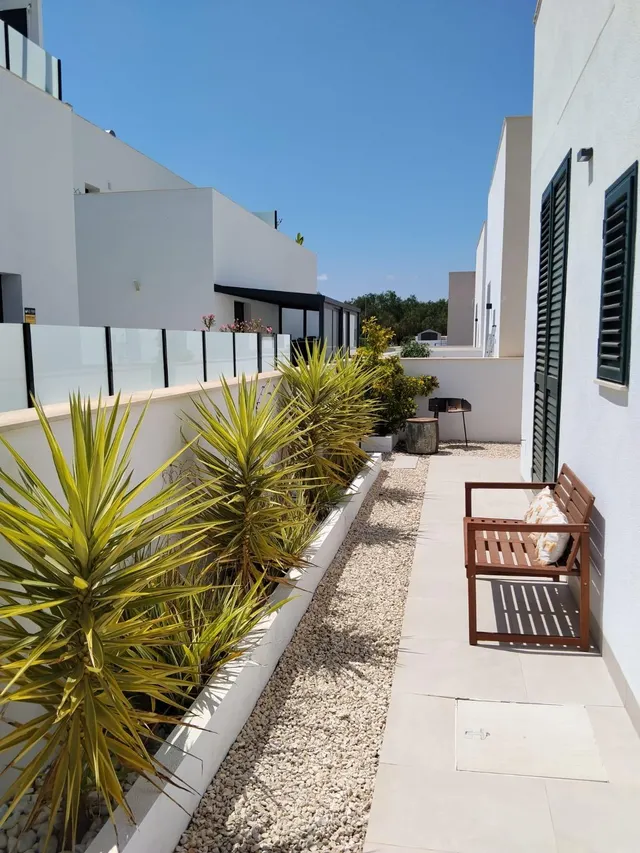 Gran oportunidad en Daya Nueva – villa independiente con piscina privada — 21