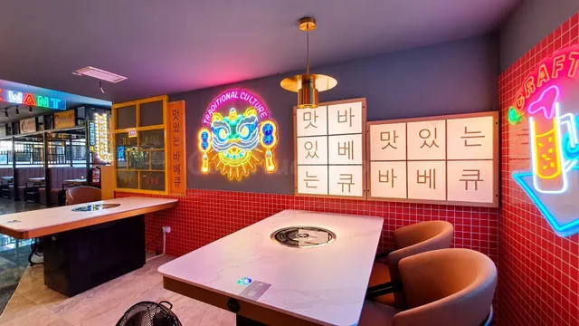 ¡Oportunidad! Gran Local de Restauración en Venta - foto 4