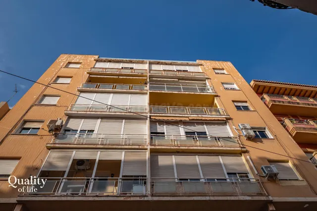Vivienda reformada en pleno centro de Motril - foto 3