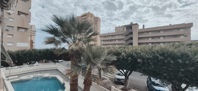 Se vende piso de 2 dormitorios con amplia terraza, garaje y trastero en Aguadulce Sur — 15