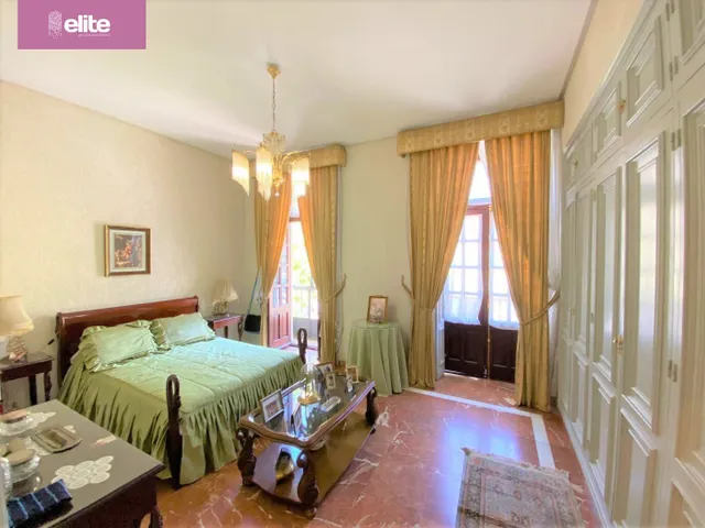 MAGNIFICA CASA EN EL CENTRO — 10