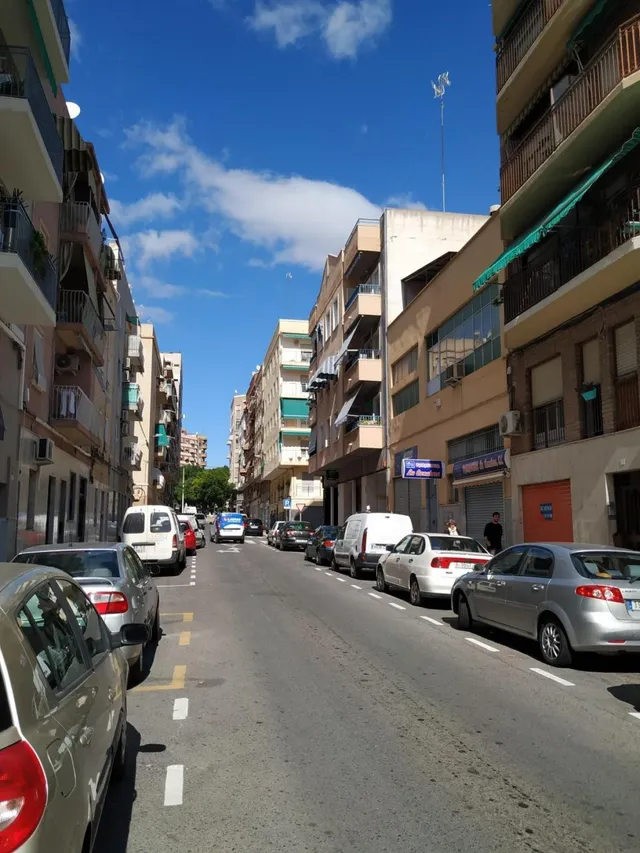 LOCAL ZONA GASOLINERA MORA — 2