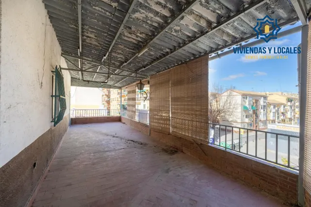 Edificio con gran potencial de desarrollo residencial en Zaidín – Granada — 43