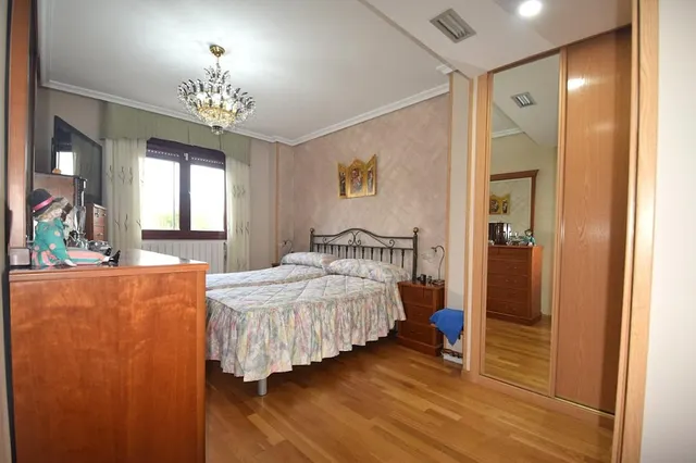 Vivienda de 4 dormitorios en una de las mejores zonas de rivas — 34