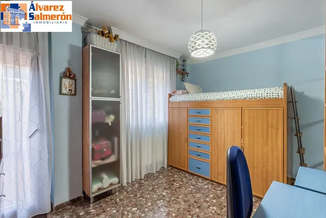 Fantástica casa en bola de oro — 25