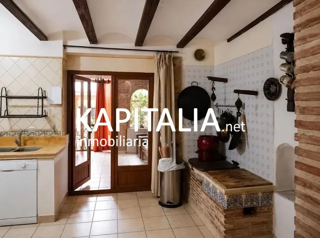 Casa con piscina privada en el palomar — 7