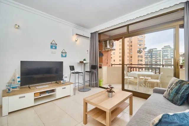 Piso de 1 dormitorio  1 Baño -  A metros del Puerto deportivo de   Fuengirola — 8