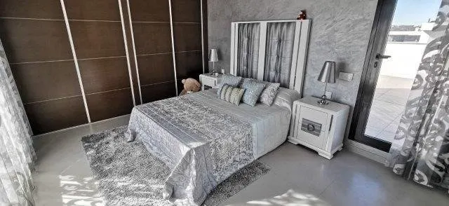 Villa independiente  con piscina en Campoamor! — 18